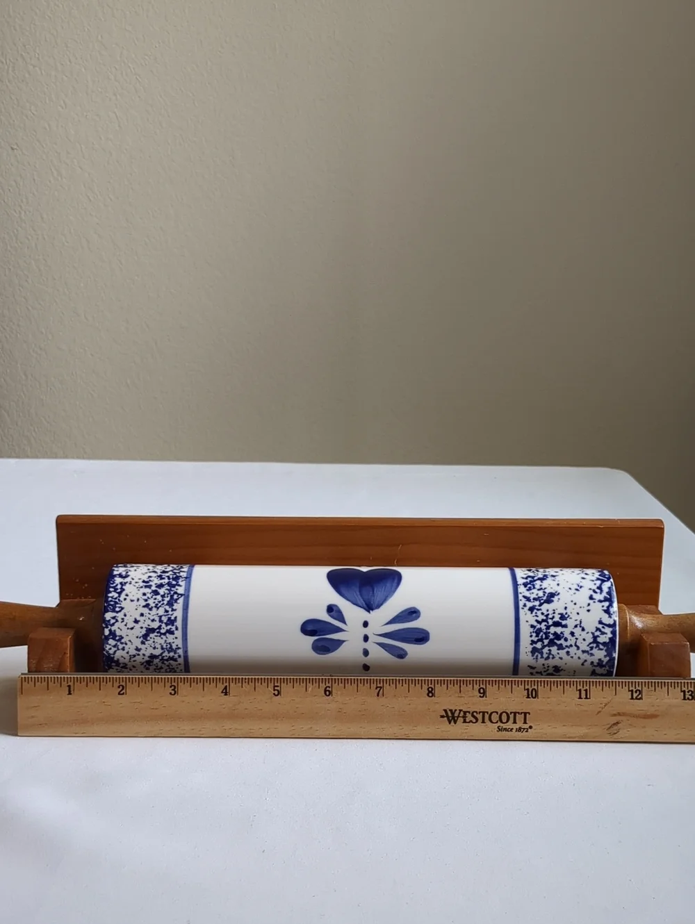 Rolling Pin With Wooden Handles And Wooden  Holder Display Hanger